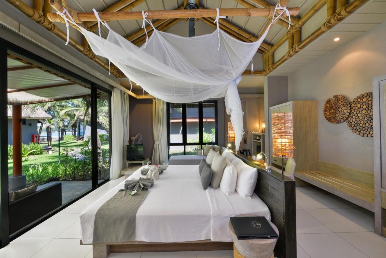 Deluxe Seaview Villa